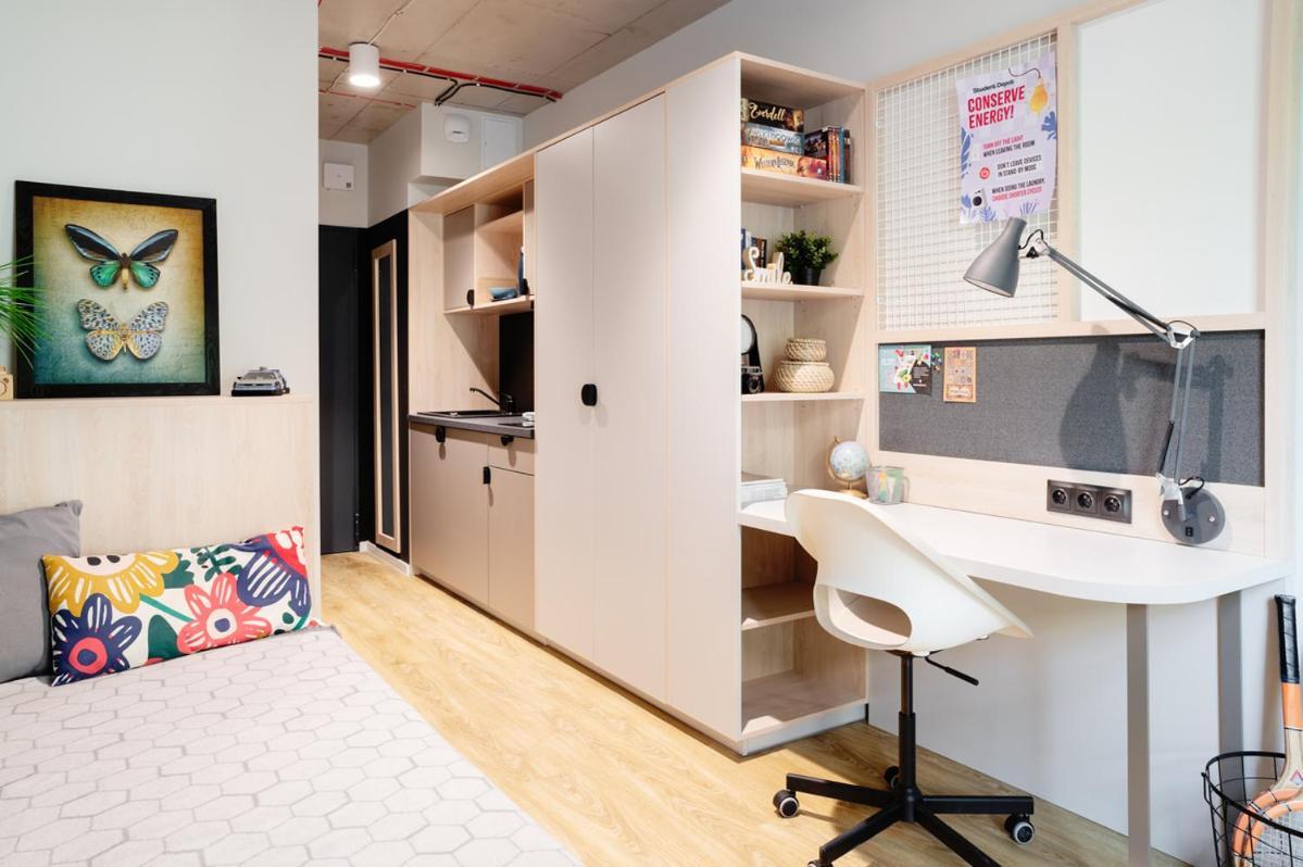 Aparthotel Chillout Dorm Warszawa Esterno foto
